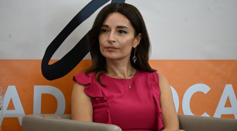 “Quien corrompe las elecciones para ganar, hará gobiernos corruptos”: Laura Ballesteros