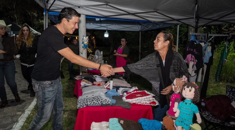 Encabeza Rodrigo Monsalvo celebración del IMPA por las fiestas patrias en El Marqués