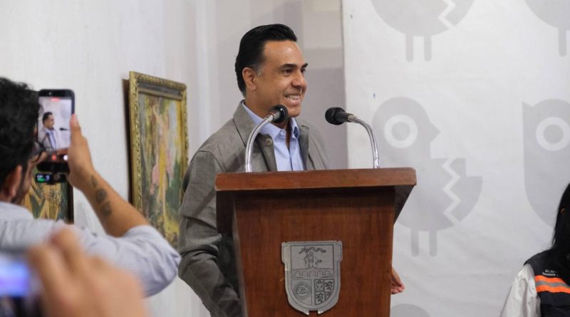 Renuncia Luis Nava a la Secretaría de Desarrollo Social