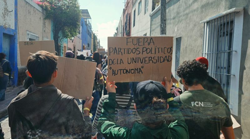 Evita Kuri intervenir en conflicto de la UAQ; llama a escuchar a las partes